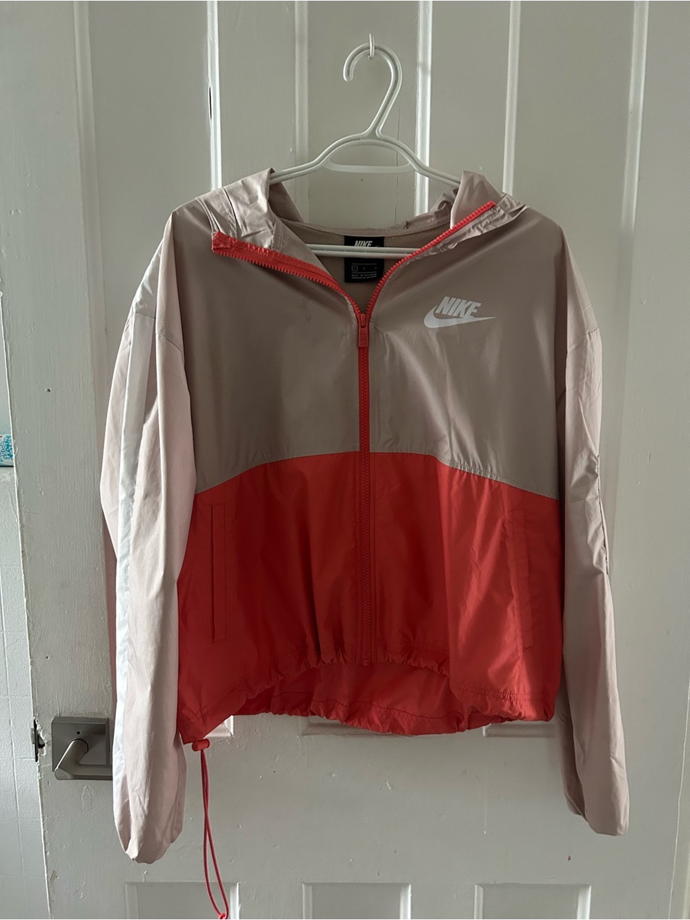Nike Women’s Colorblock Windbreaker Jacket - Pink & Coral Red